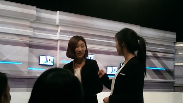 Jieting-KBS-host.jpg