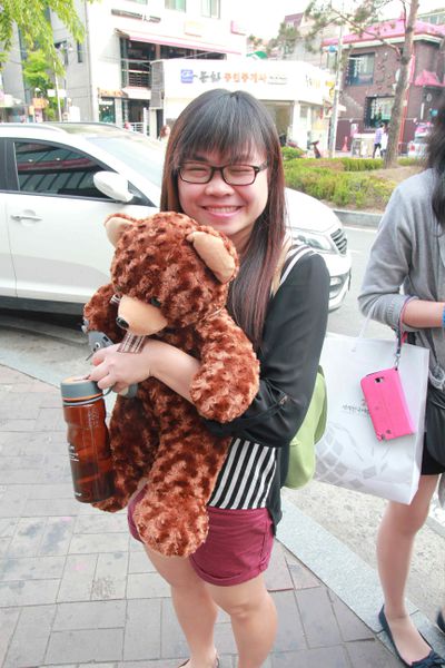 File:20150502-1822Hongdae-2.jpg